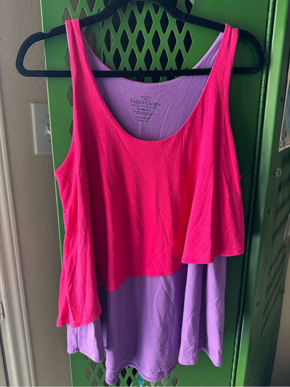 Faded Glory Women’s 90s/Y2K Pink and Purple Layered Tank Top